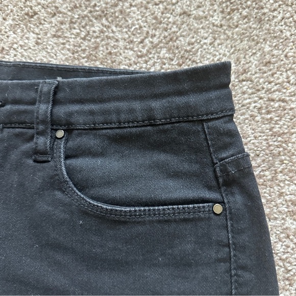 Blank NYC Black Denim Jean Shorts Frayed Hem Women’s Size 25 Grunge Summer - Picture 6 of 16